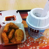 Photo taken at McDonald&amp;#39;s by HYUNDAN K. on 8/8/2012