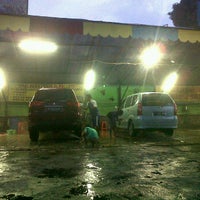 Photo taken at Suranta Jaya Car Wash by Bayu Dwi S. on 4/16/2012