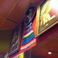 Foto diambil di Panchos Mexican Restaurant oleh Howard M. pada 2/17/2012