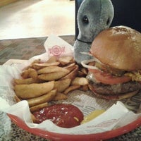Photo taken at Fuddruckers by Nicole W. on 3/7/2012