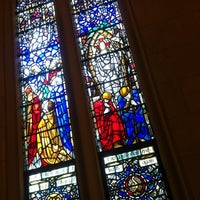 Das Foto wurde bei Trinity Episcopal Cathedral von Lauren F. am 6/17/2012 aufgenommen