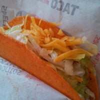 Photo taken at Taco Bell/Pizza Hut by Zakia F. on 7/27/2012