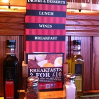 Photo taken at Frankie &amp;amp; Benny&amp;#39;s by Mo A. on 3/17/2012