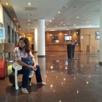 Photo taken at Hôtel Novotel Paris Porte d&amp;#39;Italie by Romikson C. on 7/9/2012