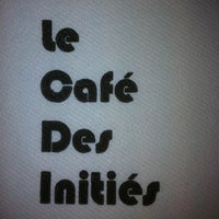 รูปภาพถ่ายที่ Le Café des Initiés โดย Maxime G. เมื่อ 6/11/2012