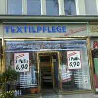 Photo taken at Textilpflege am Roseneck by Nemoflow on 3/27/2012