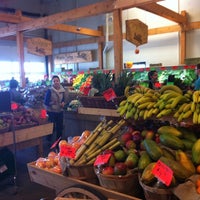 รูปภาพถ่ายที่ Kingsland Farmers Market โดย Trond F. เมื่อ 4/22/2012