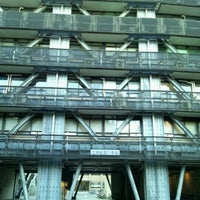 工学部8号館 大学の工学科棟