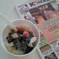 Photo taken at Koryo Bakery &amp; Cafe by Fe I. on 5/4/2012