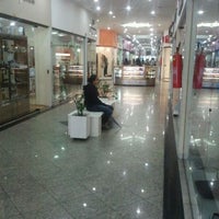 รูปภาพถ่ายที่ BQ Shopping โดย Guilherme G. เมื่อ 5/15/2012