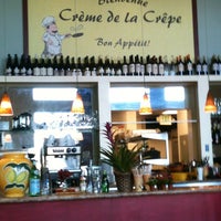 Photo taken at Crème de lâ Crepe Bistro by Penelope-Glamour R. on 3/19/2012