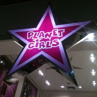 รูปภาพถ่ายที่ Planet Girls โดย Felipe B. เมื่อ 6/6/2012