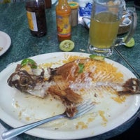 Photo taken at Pepes Mariscos by Javier H. on 9/7/2012