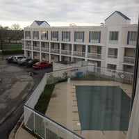 Photo taken at Super 8 Motel - College Park by Jemel C. on 3/24/2012