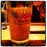 6/16/2012 tarihinde David C.ziyaretçi tarafından Islands Restaurant'de çekilen fotoğraf
