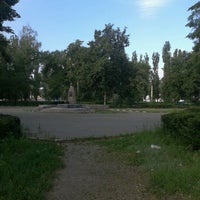 Photo taken at Парк у ВОГРЭСа by iMacCoi on 7/6/2012