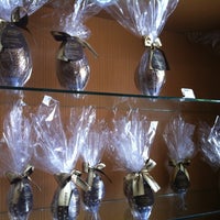 Foto tirada no(a) Chocolatar: cafeteria e empório por Jaques em 4/6/2012