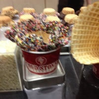 Photo taken at Cold Stone Creamery by D&amp;amp;E Casino Services B. on 3/21/2012