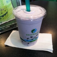 Photo taken at Love Berry Frozen Yogurt &amp;amp; Ice Cream by Christina H. on 5/30/2012