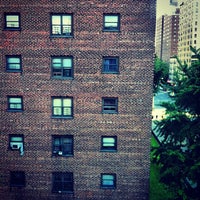 Photo taken at Manhattan Hostel by Josef D. on 5/20/2012