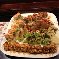 Foto scattata a Sakura Japanese Steakhouse and Sushi Bar da Sonny T. il 8/26/2012