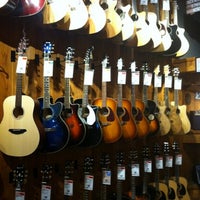 Photo taken at Guitar Center by Lorelly C. on 7/22/2012