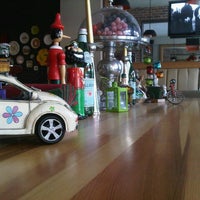 รูปภาพถ่ายที่ Dotto Cafe Bistro โดย serkan k. เมื่อ 8/27/2012