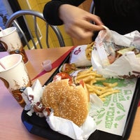 Photo taken at Burger King by Juan on 7/13/2012