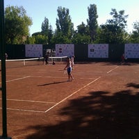 Photo taken at Теннисный корт by Eightpow L. on 8/30/2012