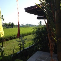 Photo taken at Warung Bambu Pemaron by Sergi V. on 8/17/2012