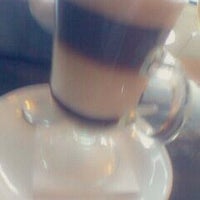 7/10/2012にFran Z.がMona Lisa Coffeeで撮った写真