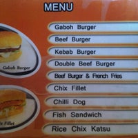 Снимок сделан в Burger Gaboh PKU пользователем Lisa S. 3/5/2012