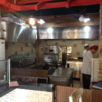 6/17/2012 tarihinde Jan T.ziyaretçi tarafından Pizza 2 Go'de çekilen fotoğraf