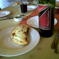 2/19/2012にAlejandra D.がRestaurant Don Ginitoで撮った写真