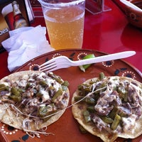 Foto diambil di Tacos Don Manolito oleh Mario pada 8/25/2012