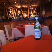 2/26/2012にRogelio V.がCasa Merlot Restaurantで撮った写真