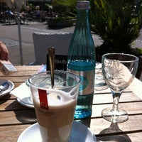 5/26/2012 tarihinde Tinaziyaretçi tarafından Hotel Café Schreier'de çekilen fotoğraf