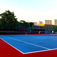 Photo taken at สนามเทนนิสศูนย์เยาวชนเฉลิมพระเกียรติ by Nadal C. on 9/8/2012