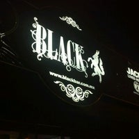 Foto tirada no(a) Black Bar por Diana Noemi D. em 9/1/2012