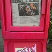 Foto tirada no(a) City Newspaper por Paloma C. em 4/4/2012