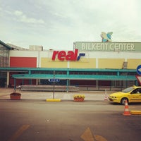 Foto scattata a Bilkent Center da Tuna Y. il 5/12/2012