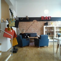 รูปภาพถ่ายที่ Cafetik Refugiet โดย Mette C. เมื่อ 8/2/2012