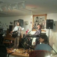 Photo taken at Uptown Bill&amp;#39;s Coffeehouse &amp;amp; Neighborhood Arts Center by El T. on 4/6/2012