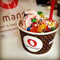 Photo taken at Red Mango by Cristina F. on 8/11/2012