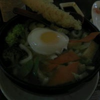 Foto diambil di Sushi Tatsu II oleh Axel A. pada 4/18/2012
