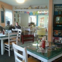 Das Foto wurde bei Wanda&#39;s Cafe + Bakery von Carolina am 4/12/2012 aufgenommen
