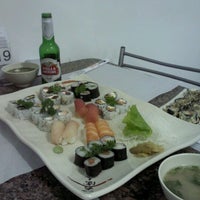 Photo taken at Quick Temaki by Daniel Marcelo N. on 8/12/2012