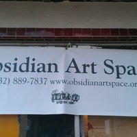 Photo prise au Obsidian Art Space par Marcus le7/31/2012