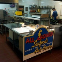Das Foto wurde bei All Aboard Seafoods von Rino S. am 2/23/2012 aufgenommen
