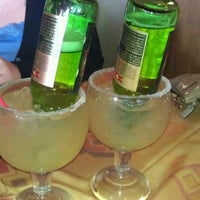 Das Foto wurde bei La Playita Mexican Restaurant Bar &amp;amp; Grill von Jes am 4/9/2012 aufgenommen